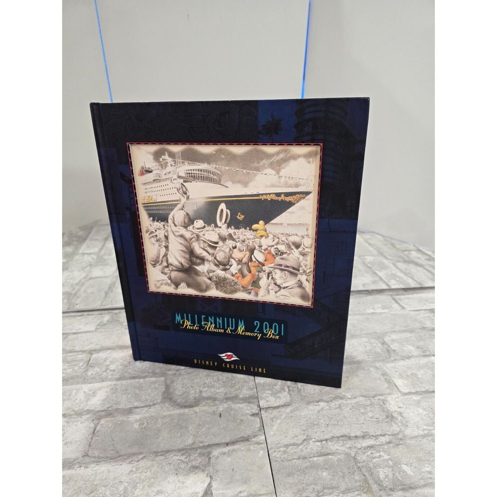 Millennium 2001 Disney Cruise Photo Album And Memory Box Signed By Captain